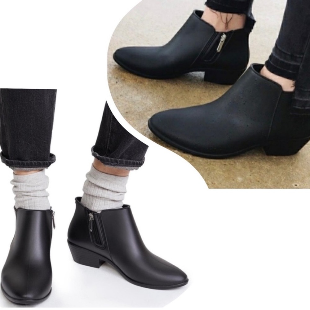 Sam Edelman petty black rain boots‎